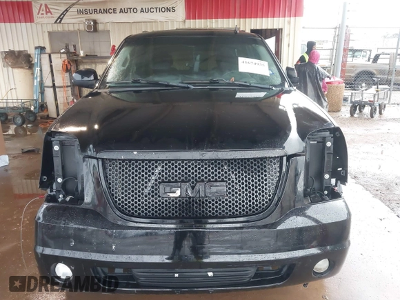 2008 GMC Yukon XL SLT 4SB with VIN 1GKFC160X8R240442, listed as a IAAI auction lot 41674935 with 315,550 mi miles and . Bid and sale history available at carsss.com. Image 6.