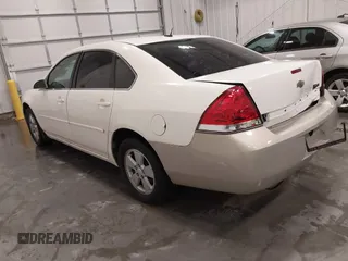 2008 Chevrolet Impala LT with VIN 2G1WT58K789246719, listed as a IAAI auction lot 42040045 with 183,631 mi miles and . Bid and sale history available at DreamBid. Image 3.