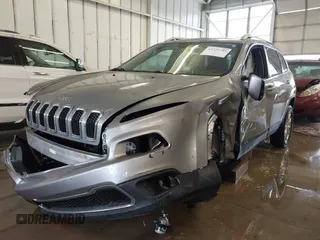 2014 Jeep Cherokee Limited z VIN 1C4PJMDS3EW183784, wystawiony jako IAAI lot #42225703 z przebiegiem 193 507 mil mil oraz . Historia ofert i sprzedaży dostępna na DreamBid. Obrazek 2.
