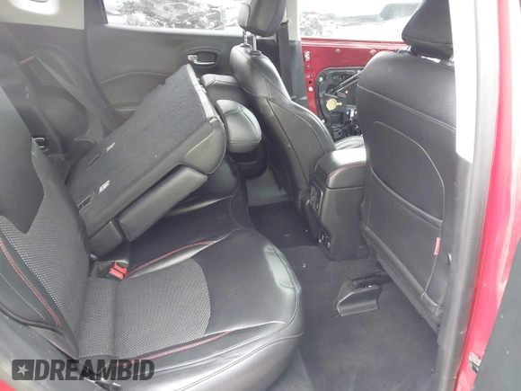 2019 Jeep Compass Trailhawk with VIN 3C4NJDDB1KT780585, listed as a IAAI auction lot 41282706 with 78,252 mi miles and . Bid and sale history available at carsss.com. Image 8.