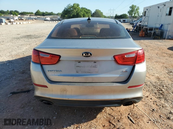 2014 Kia Optima LX z VIN 5XXGM4A75EG310978, wystawiony jako Copart lot #56861635 z przebiegiem 177 303 mil mil oraz Czysty tytuł • Clean title. Historia ofert i sprzedaży dostępna na DreamBid. Obrazek 6.