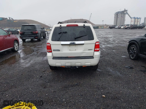 2009 Ford Escape Limited с VIN 1FMCU94G79KC56551, выставлен на аукционе IAAI как лот 42187404 с пробегом 251 062 миль миль и . История ставок и продаж доступна на DreamBid. Изображение 6.