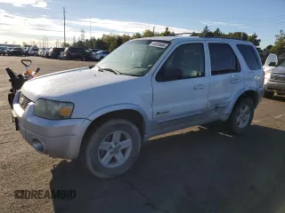 2006 Ford Escape Hybrid with VIN 1FMYU96H16KC06753, listed as a Copart auction lot 66938664 with 157,518 mi miles and Salvage Title. Bid and sale history available at carsss.com. Image 1.