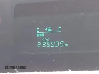2005 Toyota Prius with VIN JTDKB20U853031729, listed as a IAAI auction lot 42122028 with 299,999 mi miles. Bid and sale history available at carsss.com. Image 7.