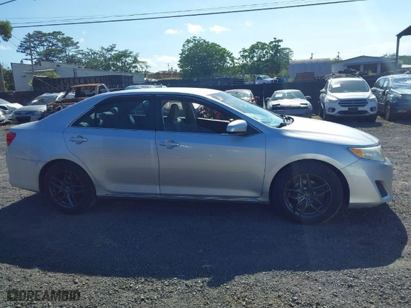 2012 Toyota Camry L with VIN 4T1BF1FK8CU046626, listed as a IAAI auction lot 41605977 with 200,876 mi miles. Bid and sale history available at carsss.com. Image 13.
