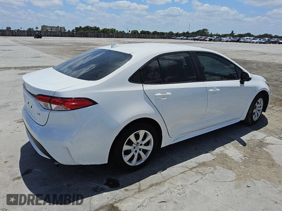 2022 Toyota Corolla LE with VIN 5YFEPMAE2NP388171, listed as a Copart auction lot 52139875 with 56,865 mi miles and Clean Title. Bid and sale history available at DreamBid. Image 3.
