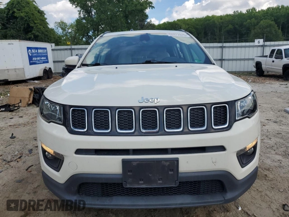 2019 Jeep Compass Altitude with VIN 3C4NJCBB0KT692494, listed as a Copart auction lot 60972975 with 75,517 mi miles and Salvage title. Bid and sale history available at DreamBid. Image 5.