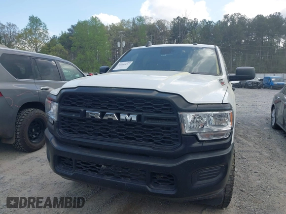 2022 Ram 2500 Tradesman with VIN 3C6UR5HJ3NG202553, listed as a IAAI auction lot 41845647 with 136,738 mi miles and . Bid and sale history available at DreamBid. Image 12.
