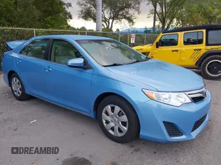 2012 Toyota Camry L z VIN 4T1BF1FK8CU517092, wystawiony jako IAAI lot #42124779 z przebiegiem 73 183 mil mil oraz . Historia ofert i sprzedaży dostępna na DreamBid. Obrazek 1.