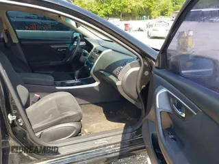 2015 Nissan Altima SV z VIN 1N4AL3AP0FC126932, wystawiony jako IAAI lot #42232948 z przebiegiem 233 771 mil mil oraz . Historia ofert i sprzedaży dostępna na DreamBid. Obrazek 5.