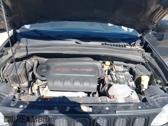 2016 Jeep Renegade Latitude with VIN ZACCJBBT1GPD65532, listed as a IAAI auction lot 41642242 with 124,608 mi miles. Bid and sale history available at carsss.com. Image 10.
