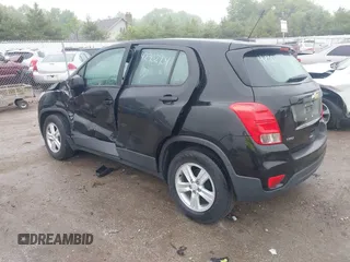 2020 Chevrolet Trax LS with VIN 3GNCJKSB8LL125797, listed as a IAAI auction lot 42302904 with 35,103 mi miles and . Bid and sale history available at DreamBid. Image 3.