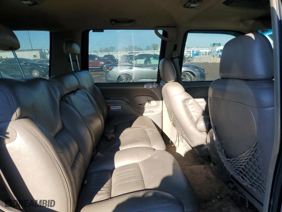 1997 Chevrolet Tahoe with VIN 1GNEK13R7VJ337340, listed as a Copart auction lot 88989435 with 208,313 mi miles and Salvage Title. Bid and sale history available at carsss.com. Image 12.