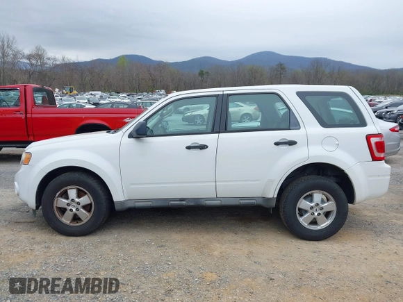 2009 Ford Escape XLS with VIN 1FMCU927X9KC79986, listed as a IAAI auction lot 41936917 with 208,816 mi miles and . Bid and sale history available at DreamBid. Image 15.