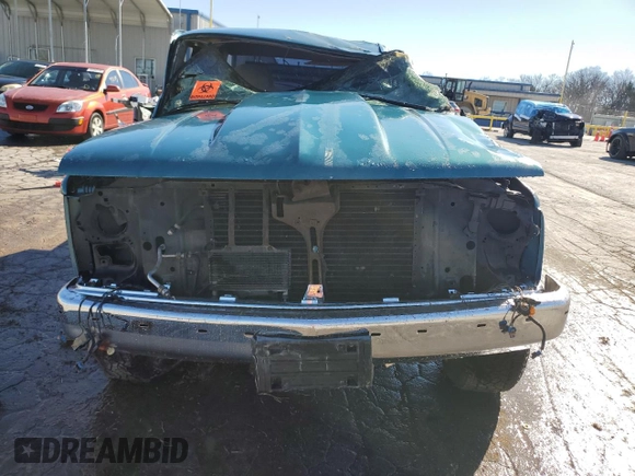 1997 Chevrolet Silverado 1500 with VIN 1GCEK19R9VE128903, listed as a Copart auction lot 49044265 with Not Provided miles and Non Repairable. Bid and sale history available at DreamBid. Image 5.