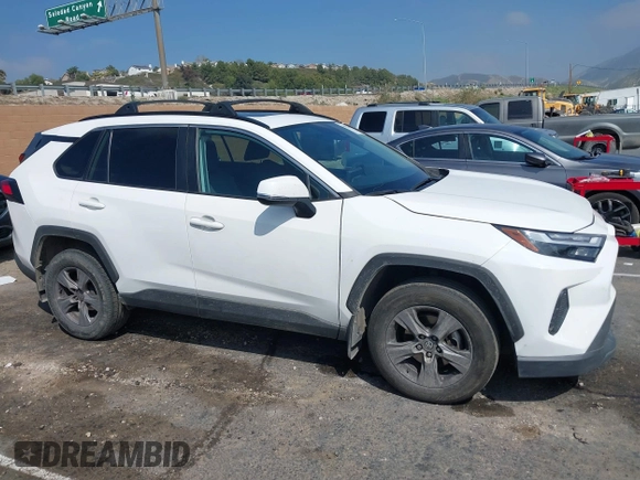 2022 Toyota RAV4 XLE with VIN 2T3W1RFV3NC181386, listed as a IAAI auction lot 41892697 with 133,979 mi miles. Bid and sale history available at carsss.com. Image 13.