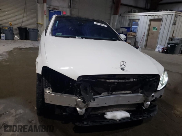 2019 Mercedes-Benz E-Class E 300 with VIN WDDZF4KB8KA548231, listed as a Copart auction lot 45130195 with 47,987 mi miles and Non Repairable. Bid and sale history available at carsss.com. Image 5.