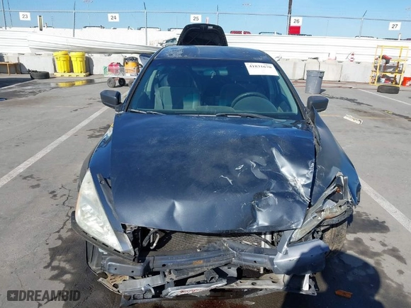 2006 Honda Accord Sdn LX SE with VIN 1HGCM56326A111802, listed as a IAAI auction lot 41831670 with 228,696 mi miles. Bid and sale history available at carsss.com. Image 13.