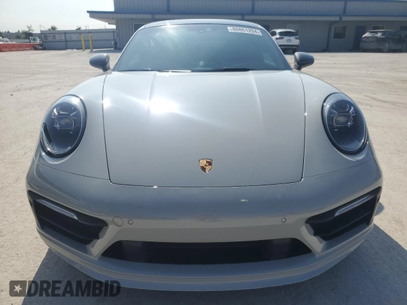 2024 Porsche 911 Carrera with VIN WP0AA2A9XRS210035, listed as a Copart auction lot 80861204 with 0 mi miles and Salvage Title. Bid and sale history available at carsss.com. Image 5.