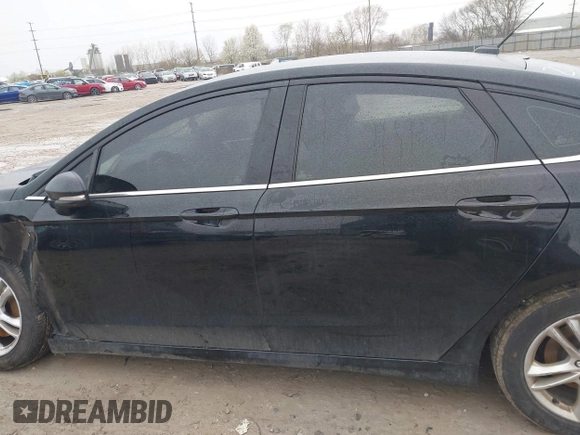 2018 Ford Fusion SE with VIN 3FA6P0HD7JR275157, listed as a IAAI auction lot 41961008 with 120,111 mi miles. Bid and sale history available at carsss.com. Image 14.