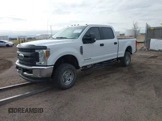 2018 Ford Super Duty F-250 SRW XL with VIN 1FT7W2BTXJEB32087, listed as a IAAI auction lot 41947573 with 188,909 mi miles. Bid and sale history available at carsss.com. Image 17.