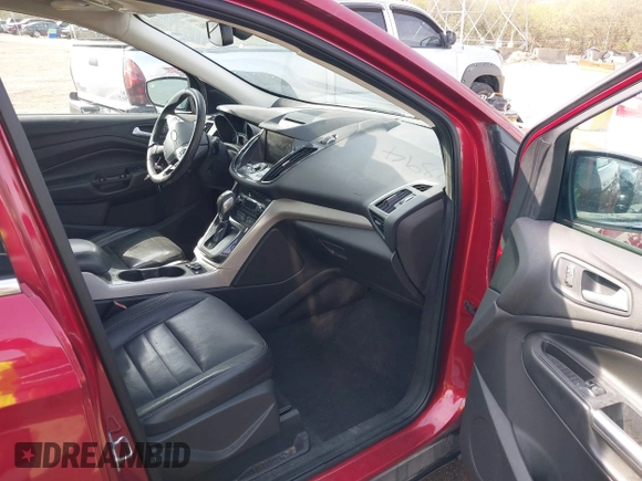 2013 Ford Escape SEL with VIN 1FMCU0H97DUA28747, listed as a IAAI auction lot 41932894 with 165,878 mi miles. Bid and sale history available at carsss.com. Image 5.