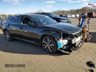 2019 Nissan Altima SR with VIN 1N4BL4CV8KC148452, listed as a Copart auction lot 80757864 with Not Provided miles and Salvage Title. Bid and sale history available at carsss.com. Image 4.