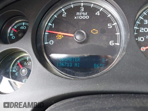 2009 GMC Yukon Denali z VIN 1GKFK03259R190845, wystawiony jako IAAI lot #42427026 z przebiegiem 136 713 mil mil oraz . Historia ofert i sprzedaży dostępna na DreamBid. Obrazek 7.