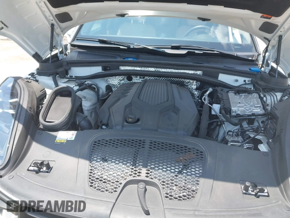 2023 Porsche Macan with VIN WP1AA2A55PLB11111, listed as a IAAI auction lot 42209465 with 25,612 mi miles and . Bid and sale history available at DreamBid. Image 10.
