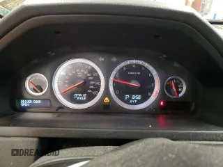 2014 Volvo XC90 с VIN YV4952CZ8E1700748, выставлен на аукционе Copart как лот 57177025 с пробегом 197 612 миль миль и Списание • Salvage title. История ставок и продаж доступна на DreamBid. Изображение 9.