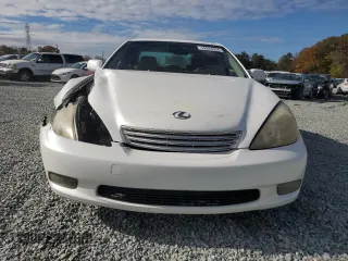 2002 Lexus ES 300 with VIN JTHBF30GX25018502, listed as a Copart auction lot 79828334 with 296,986 mi miles and Salvage Title. Bid and sale history available at DreamBid. Image 5.
