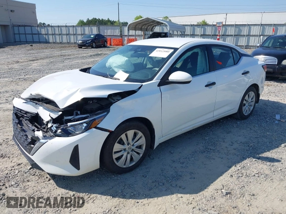 2024 Nissan Sentra S z VIN 3N1AB8BV3RY234421, wystawiony jako IAAI lot #42012080 z przebiegiem 20 938 mil mil oraz . Historia ofert i sprzedaży dostępna na DreamBid. Obrazek 2.