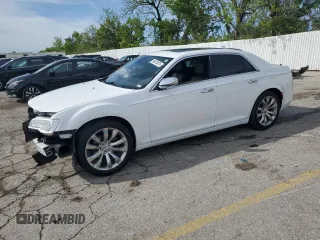 2017 Chrysler 300 C z VIN 2C3CCAEG6HH586456, wystawiony jako Copart lot #54973875 z przebiegiem 138 006 mil mil oraz Szkoda całkowita • Salvage title. Historia ofert i sprzedaży dostępna na DreamBid. Obrazek 1.