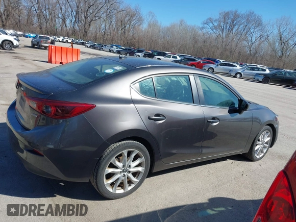 2017 Mazda 3 Grand Touring z VIN 3MZBN1W39HM137879, wystawiony jako IAAI lot #41857308 z przebiegiem 73 569 mil mil oraz . Historia ofert i sprzedaży dostępna na DreamBid. Obrazek 13.