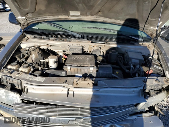 2002 Chevrolet Astro with VIN 1GNDM19X42B136240, listed as a Copart auction lot 87724935 with 195,652 mi miles and Salvage Title. Bid and sale history available at carsss.com. Image 13.