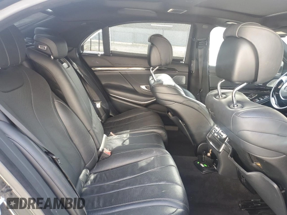 2014 Mercedes-Benz S 550 z VIN WDDUG8CB1EA067173, wystawiony jako Copart lot #51156145 z przebiegiem 180 614 mil mil oraz Szkoda całkowita • Salvage title. Historia ofert i sprzedaży dostępna na DreamBid. Obrazek 10.