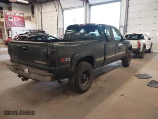 2001 Chevrolet Silverado 1500 LS with VIN 2GCEK19T311373414, listed as a IAAI auction lot 41773891 with 190,798 mi miles. Bid and sale history available at carsss.com. Image 4.