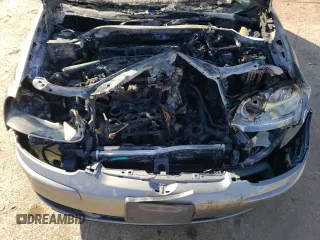2008 Volkswagen Rabbit S с VIN WVWDB71KX8W132020, выставлен на аукционе Copart как лот 75615374 с пробегом Не указан миль и Чистый • Clean title. История ставок и продаж доступна на DreamBid. Изображение 11.