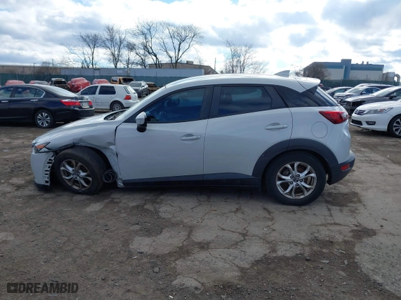 2016 Mazda CX-3 Sport with VIN JM1DKFB75G0127698, listed as a IAAI auction lot 41691057 with 1 mi miles. Bid and sale history available at carsss.com. Image 13.