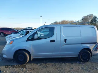 2018 Nissan NV200 S with VIN 3N6CM0KN1JK692559, listed as a IAAI auction lot 41339957 with 127,124 mi miles and . Bid and sale history available at DreamBid. Image 14.