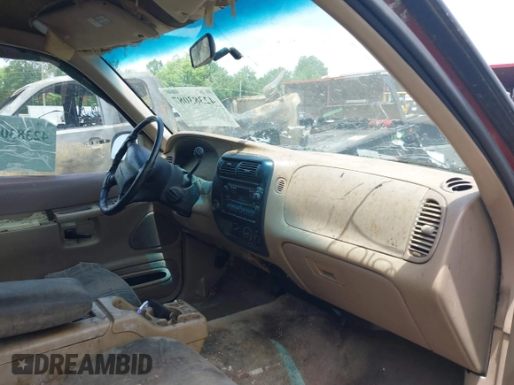 1997 Ford Explorer XL with VIN 1FMDU32X7VUD09221, listed as a IAAI auction lot 42383087 with 193,616 mi miles and . Bid and sale history available at DreamBid. Image 5.