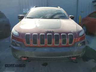 2017 Jeep Cherokee Trailhawk L Plus with VIN 1C4PJMBS6HD237128, listed as a Copart auction lot 44064115 with 105,897 mi miles and Salvage Title. Bid and sale history available at carsss.com. Image 5.