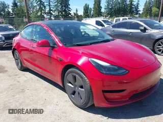 2023 Tesla Model 3 z VIN 5YJ3E1EA0PF447154, wystawiony jako IAAI lot #42396916 z przebiegiem 25 122 mil mil oraz . Historia ofert i sprzedaży dostępna na DreamBid. Obrazek 1.