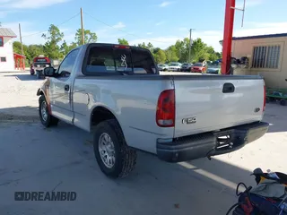 2004 Ford F-150 XL с VIN 2FTRF17244CA01430, выставлен на аукционе IAAI как лот 37764977 с пробегом Не указан миль и . История ставок и продаж доступна на DreamBid. Изображение 3.
