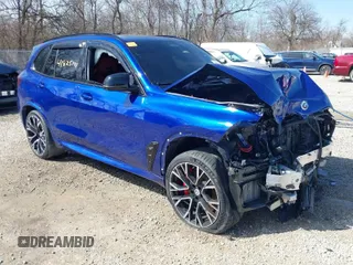 2022 BMW X5 M with VIN 5YMJU0C00N9M64484, listed as a IAAI auction lot 41825141 with 1 mi miles. Bid and sale history available at carsss.com. Image 1.