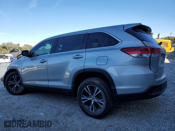 2019 Toyota Highlander LE z VIN 5TDZZRFH2KS312304, wystawiony jako Copart lot #41061594 z przebiegiem 27 969 mil mil oraz Nie do naprawy • Non repairable. Historia ofert i sprzedaży dostępna na DreamBid. Obrazek 2.