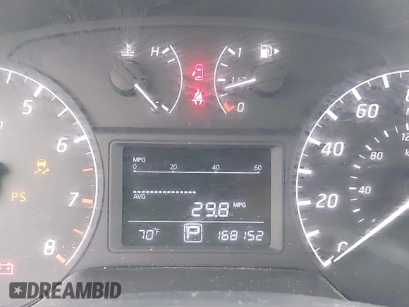 2017 Nissan Sentra S z VIN 3N1AB7AP3HY255605, wystawiony jako IAAI lot #42431005 z przebiegiem 168 152 mil mil oraz . Historia ofert i sprzedaży dostępna na DreamBid. Obrazek 16.