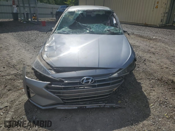 2020 Hyundai Elantra SEL z VIN 5NPD84LF6LH623082, wystawiony jako Copart lot #52779075 z przebiegiem Nie podano mil oraz Szkoda całkowita • Salvage title. Historia ofert i sprzedaży dostępna na DreamBid. Obrazek 5.