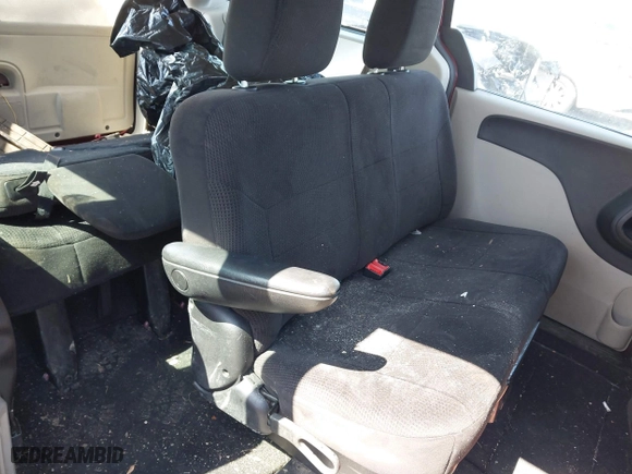 2014 Dodge Grand Caravan SE with VIN 2C4RDGBG8ER130488, listed as a IAAI auction lot 41974981 with 126,315 mi miles. Bid and sale history available at carsss.com. Image 8.