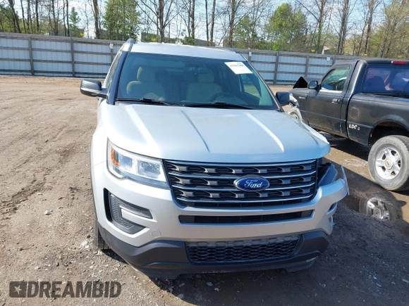 2017 Ford Explorer with VIN 1FM5K8BH3HGC51448, listed as a IAAI auction lot 41961380 with 102,496 mi miles and . Bid and sale history available at carsss.com. Image 12.
